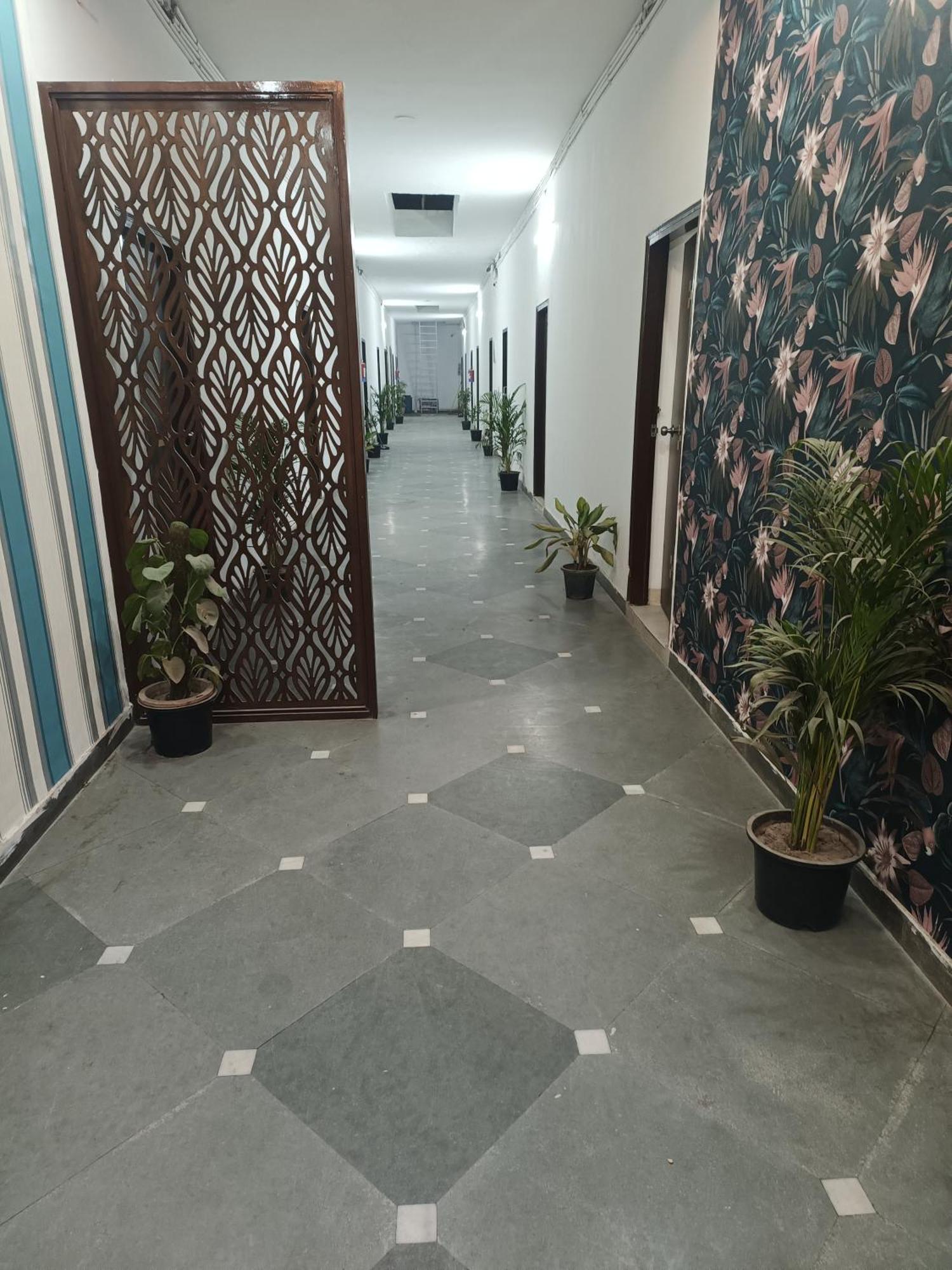 Hotel O Sweet Palace New Delhi Extérieur photo